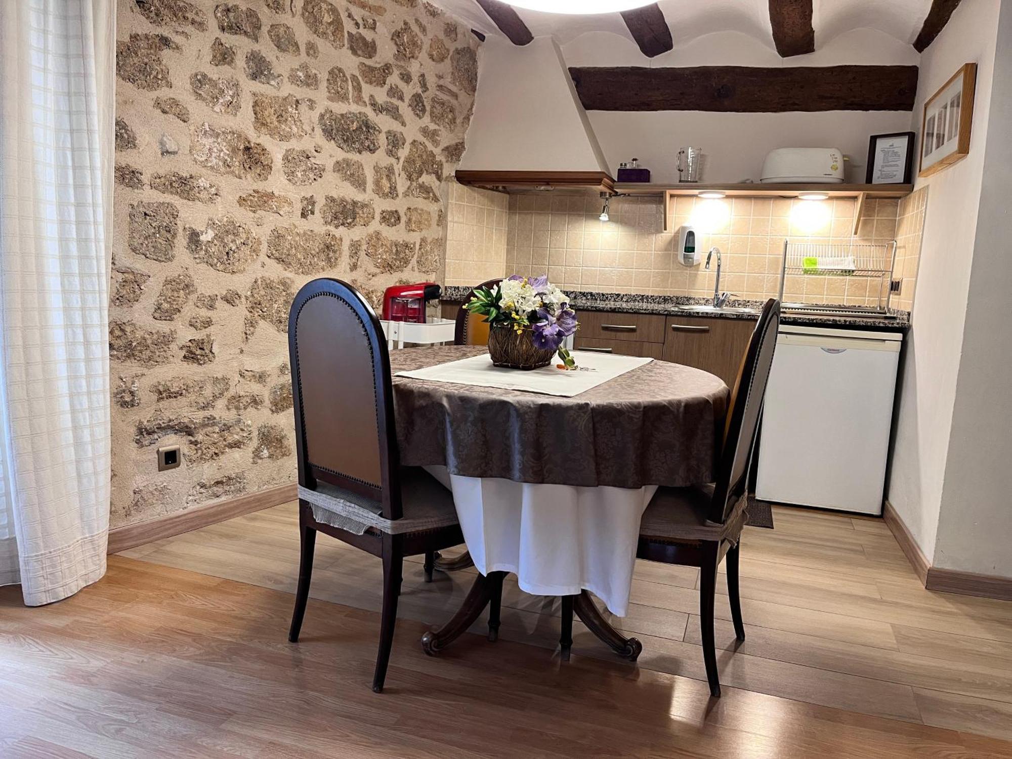 Apartamentos Can Juver Beceite Bagian luar foto