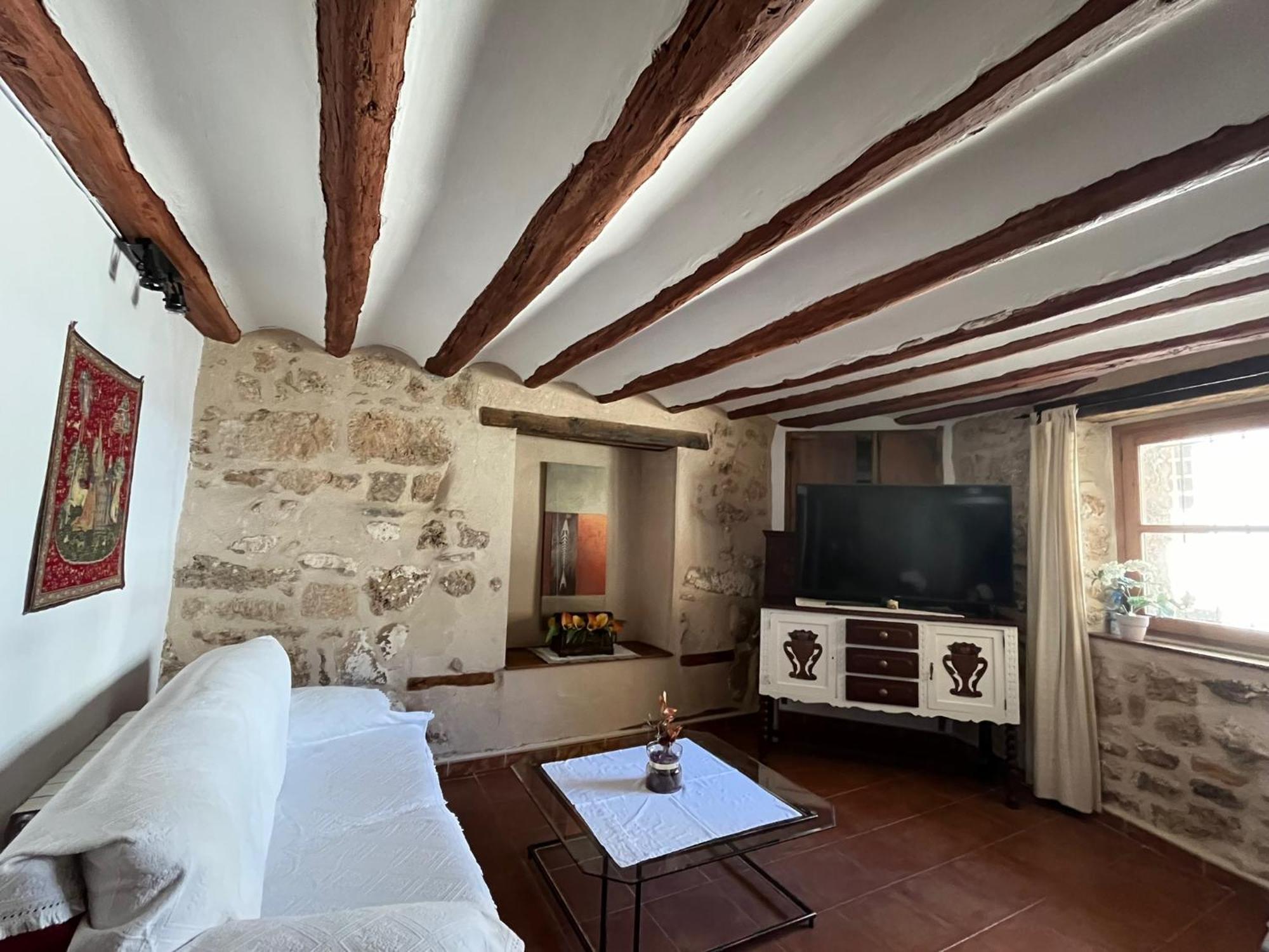 Apartamentos Can Juver Beceite Bagian luar foto