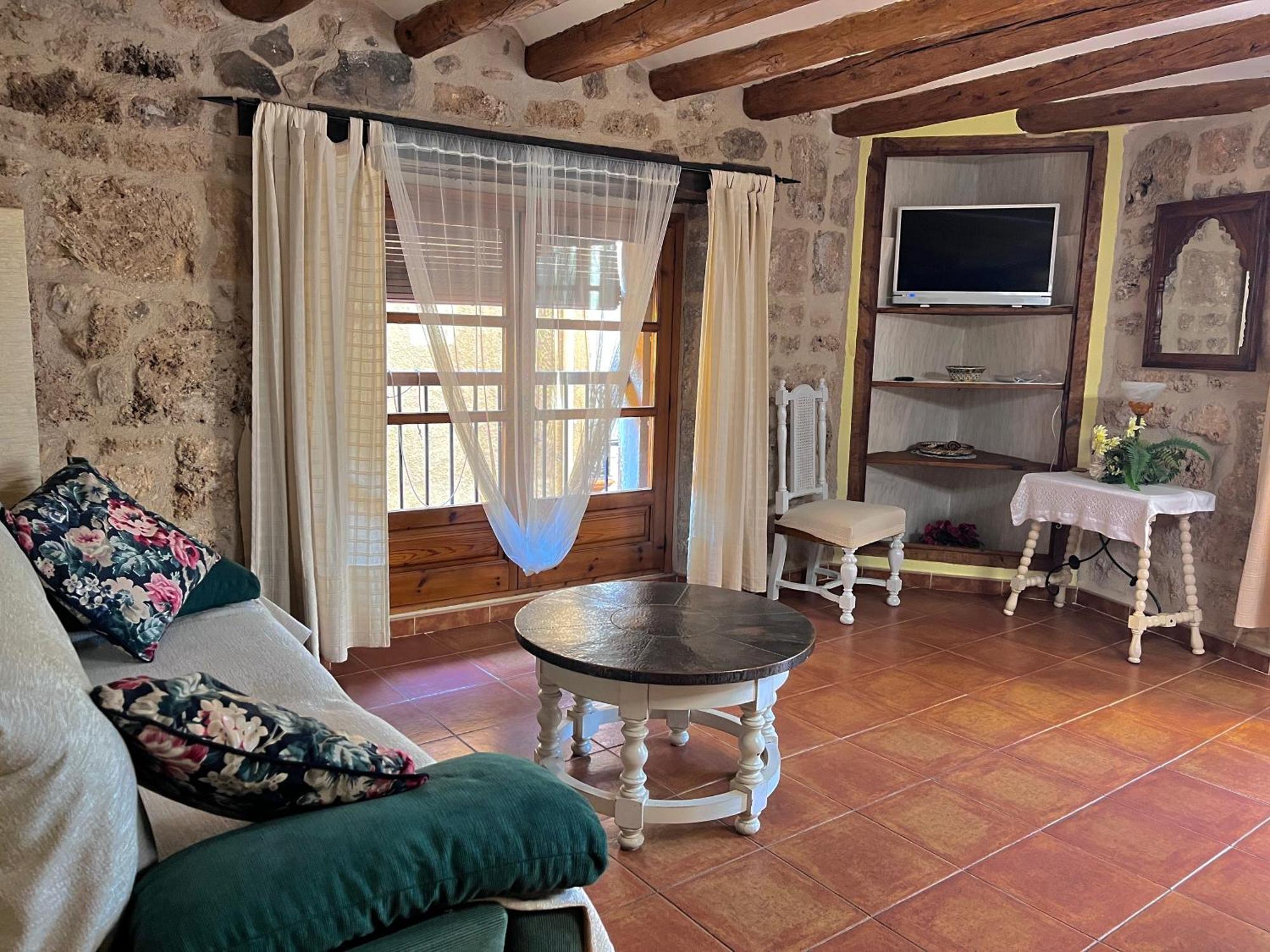 Apartamentos Can Juver Beceite Ruang foto